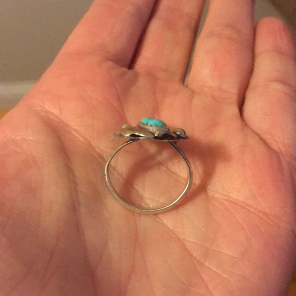 Silver and turquoise ring - Picture 3 of 3